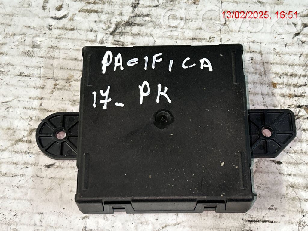 Chrysler Pacifica Unité de commande module de porte 