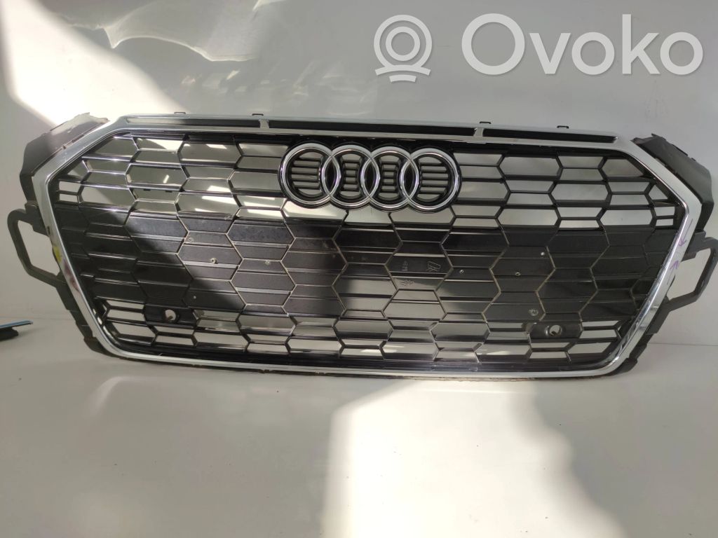 Audi A5 Rejilla superior del radiador del parachoques delantero 