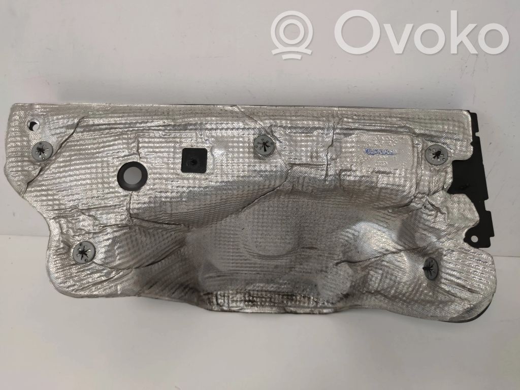Audi Q5 SQ5 8R Heat shield in engine bay 