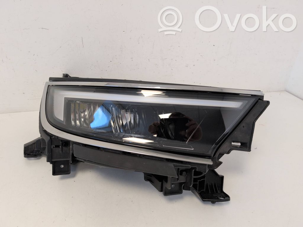 Opel Mokka B Lampa przednia 