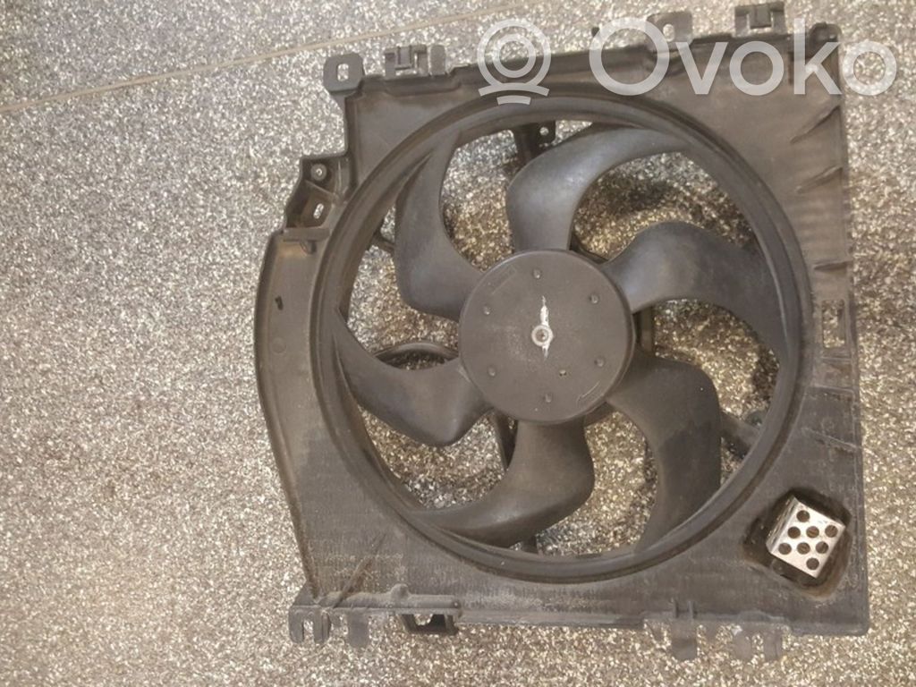 Nissan Note (E11) Elektrinis radiatorių ventiliatorius 