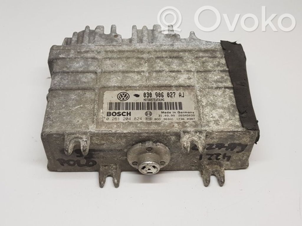 Volkswagen Golf III Engine control unit/module 
