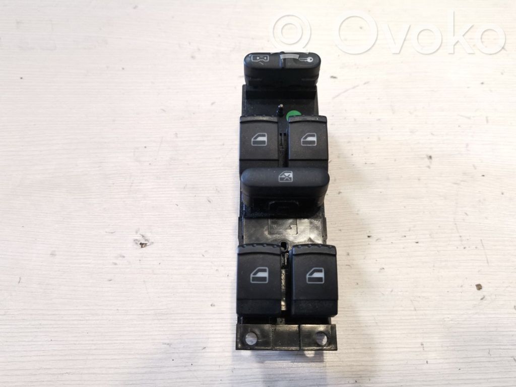 Skoda Superb B5 (3U) Electric window control switch 