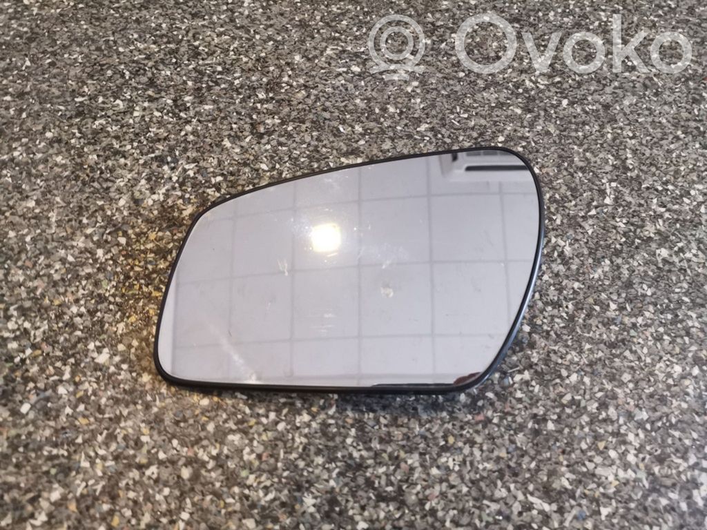 Ford Focus Spoguļa stikls 