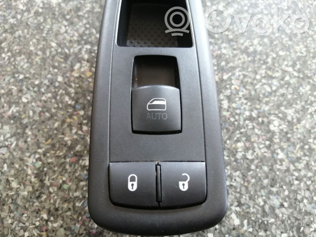 Electric window control switch   10003147,10035068