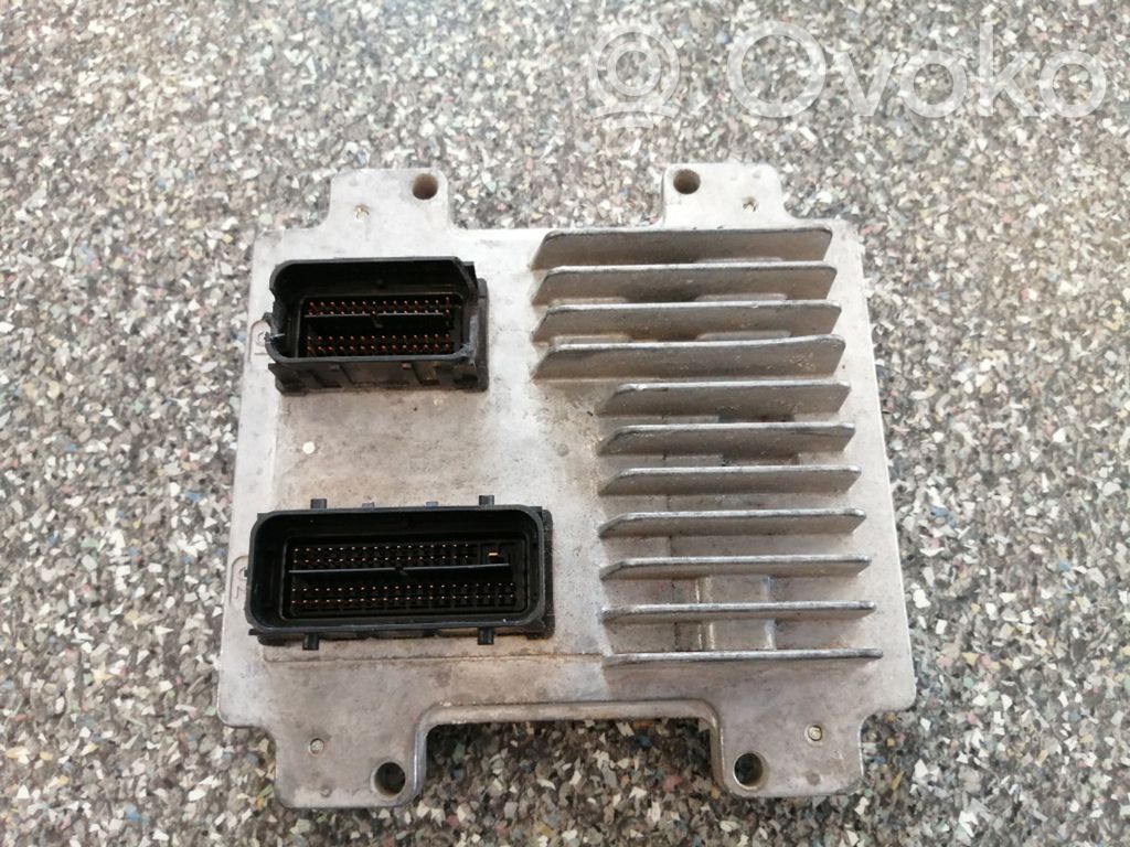 Opel Corsa E Engine control unit/module 