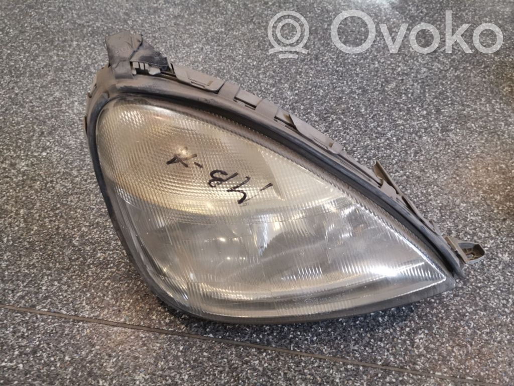 Mercedes-Benz A W168 Lampa przednia 