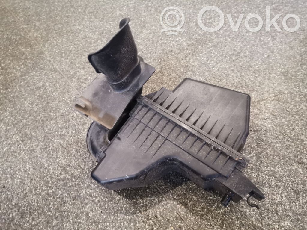 Air filter box   53KA01