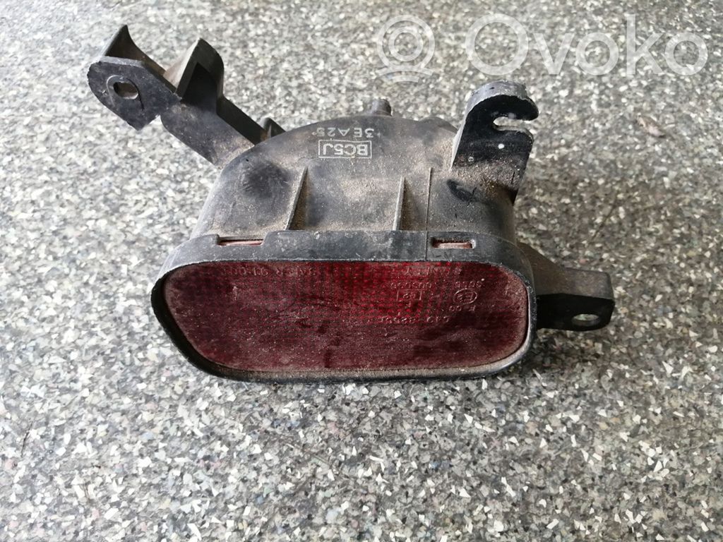 Mazda 323 Miglas lukturis aizmugurē 