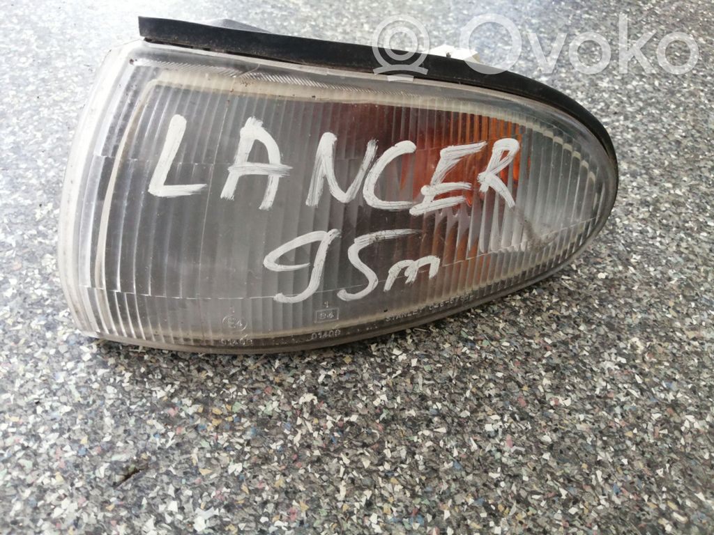 Mitsubishi Lancer Front indicator light 