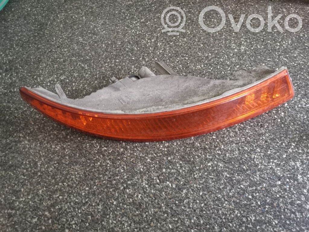 Renault Trafic II (X83) Front indicator light 
