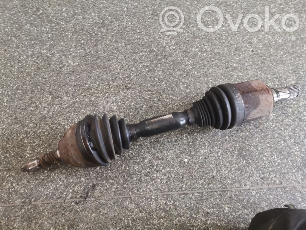 Opel Astra H Półoś przednia 