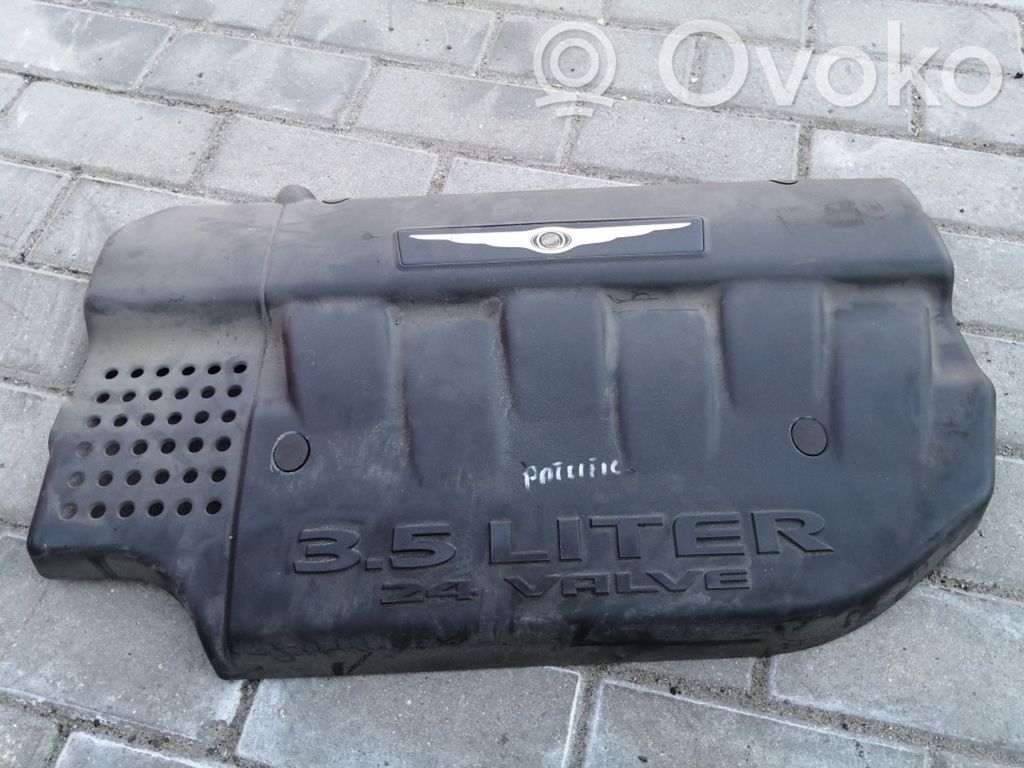 Chrysler Pacifica Variklio dangtis (apdaila) 