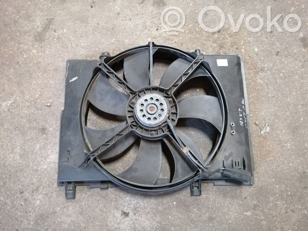 Mercedes-Benz C W203 Elektrinis radiatorių ventiliatorius 