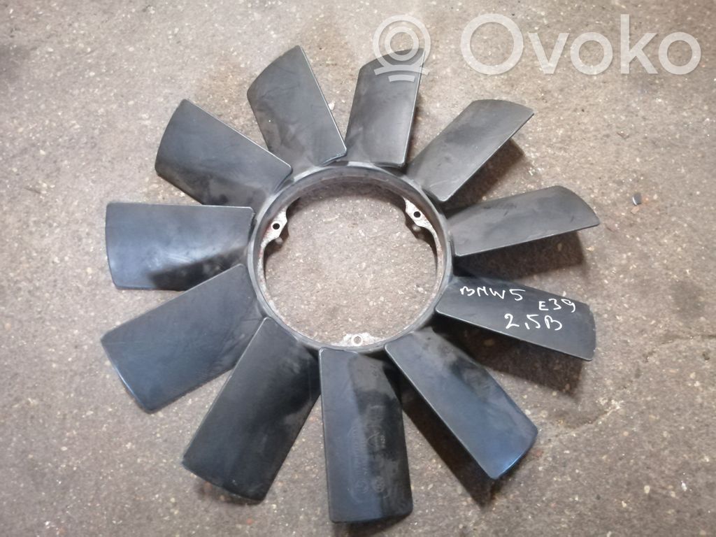 BMW 5 E39 Ventiliatora propellers 