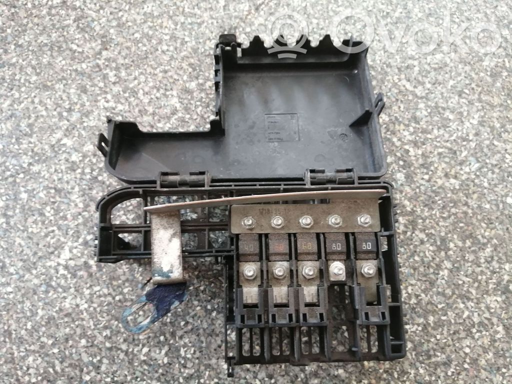 Opel Corsa D Sulakemoduuli 