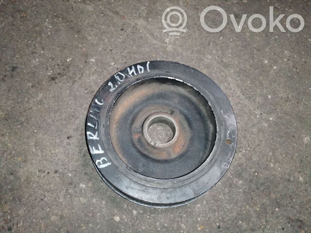 Kampiakselin vauhtipyörä