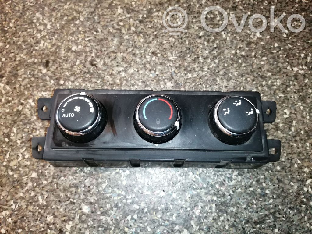 Chrysler Town & Country V Climate control unit 