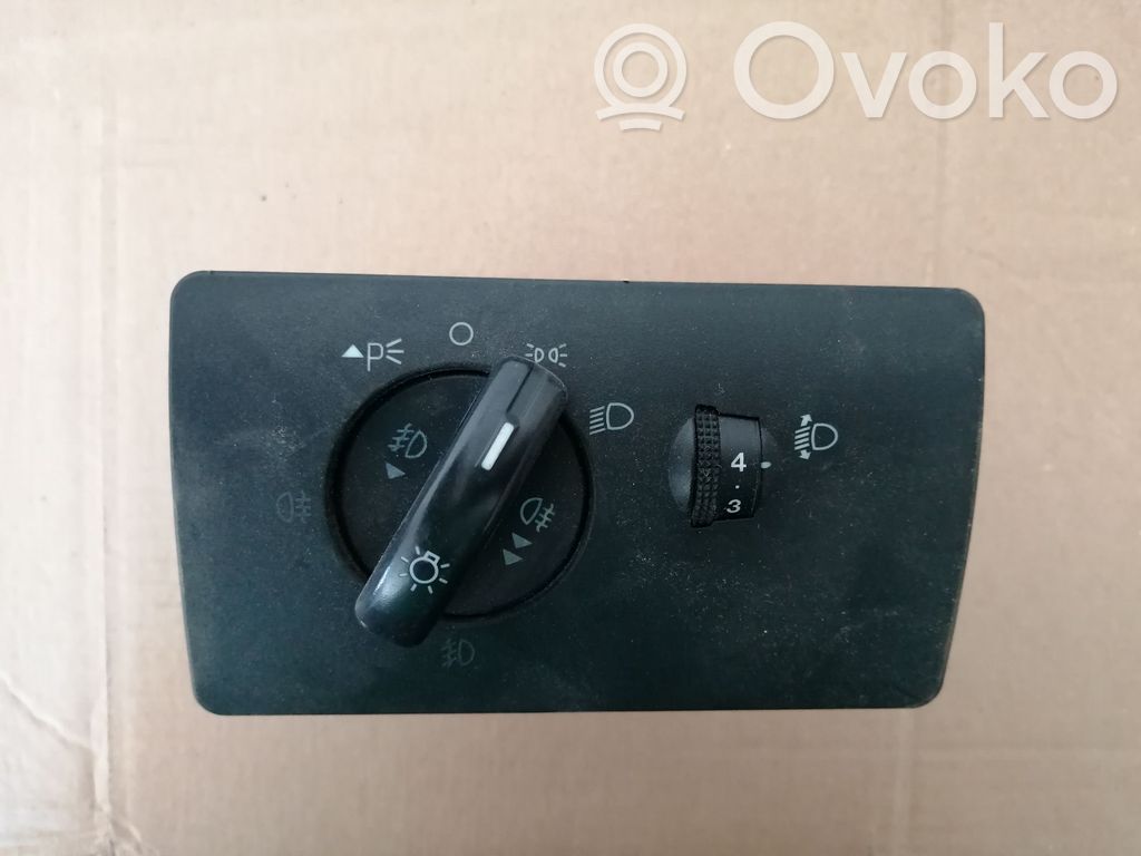 Ford Mondeo Mk III Light switch 