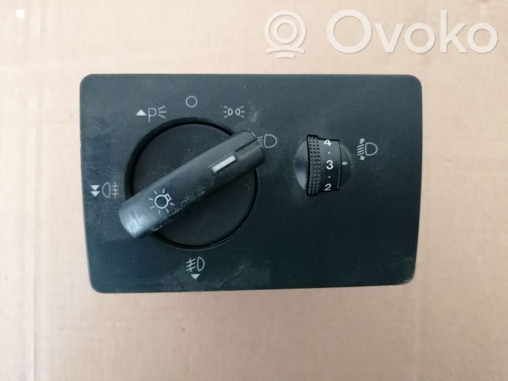 Ford Focus Light switch 