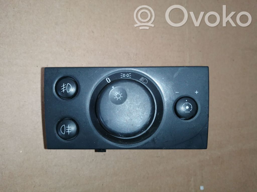 Opel Vectra C Light switch 