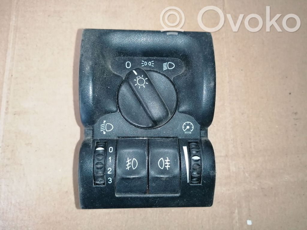 Opel Vectra B Light switch 