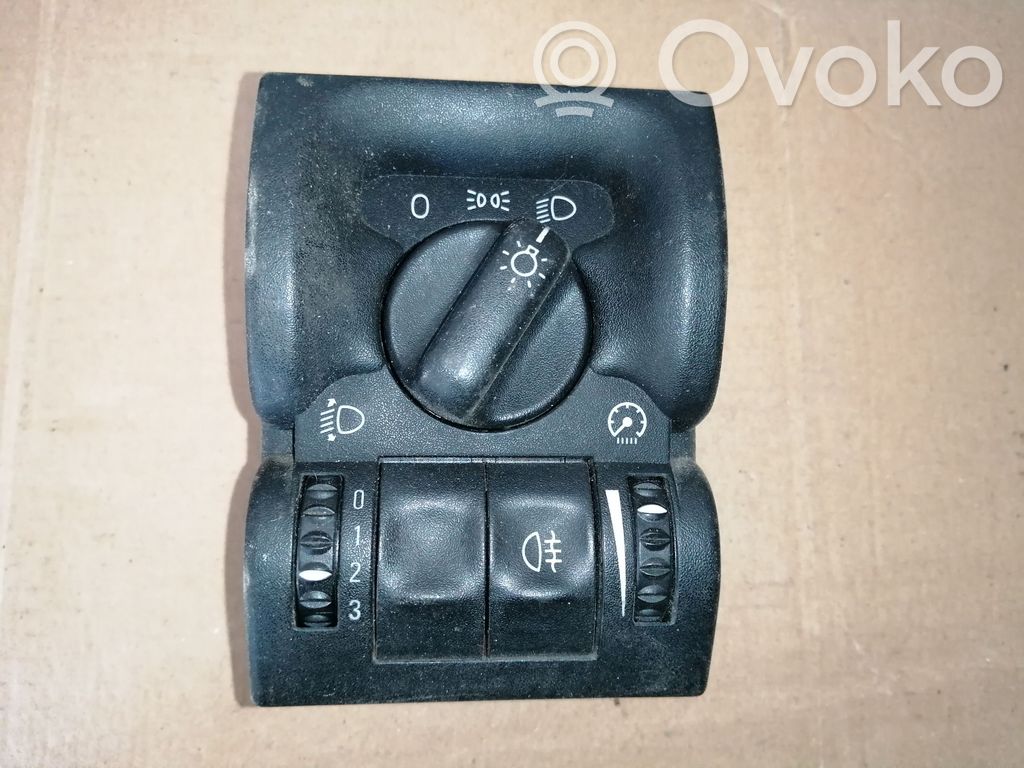 Opel Vectra B Light switch 
