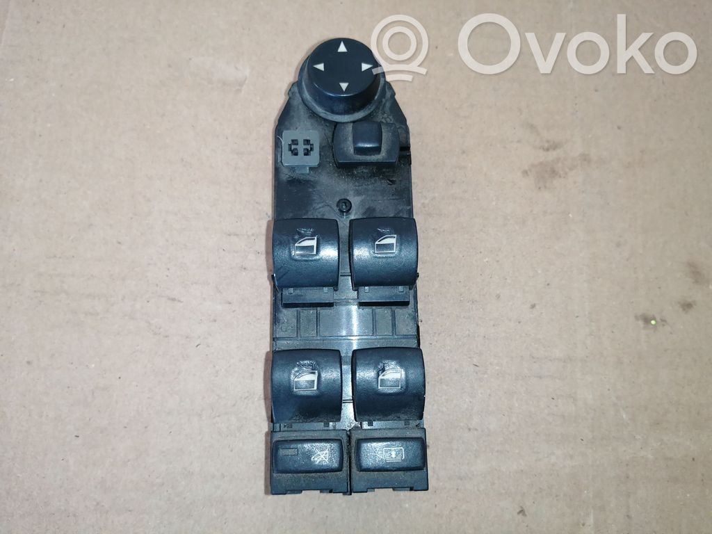 BMW 5 E60 E61 Electric window control switch 