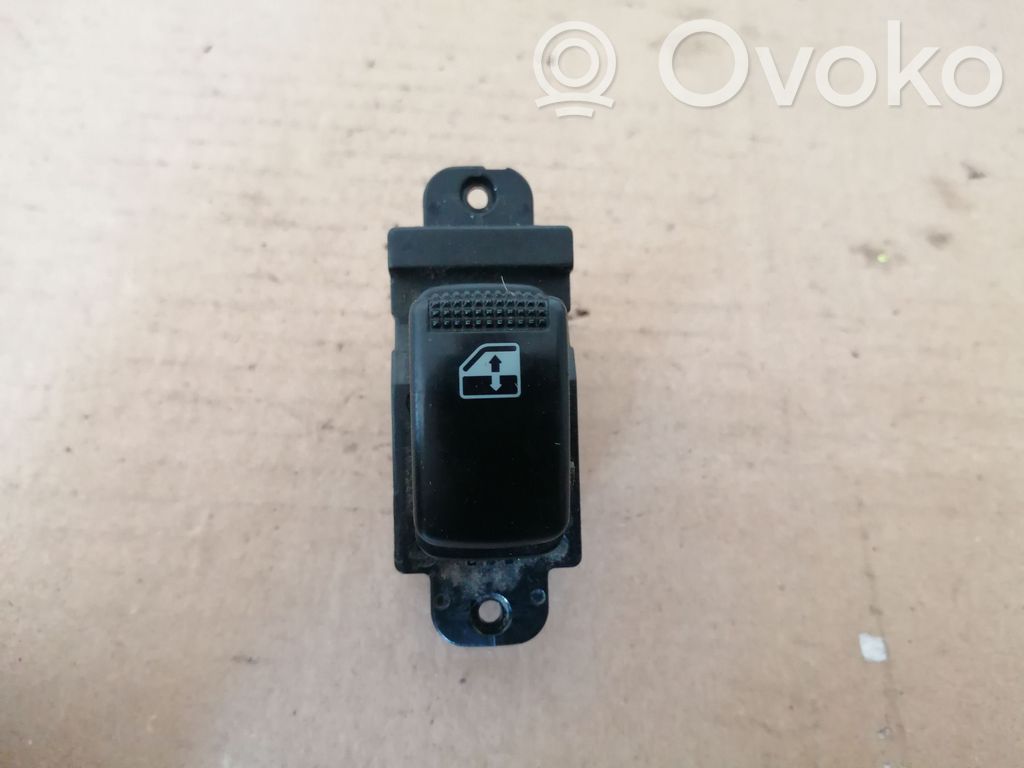 Hyundai Elantra Electric window control switch 