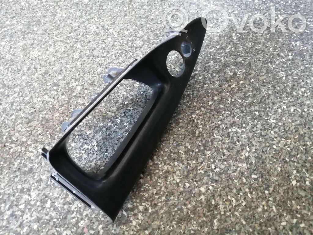 Audi A4 S4 B5 8D Moldura del interruptor de la ventana de la puerta delantera 