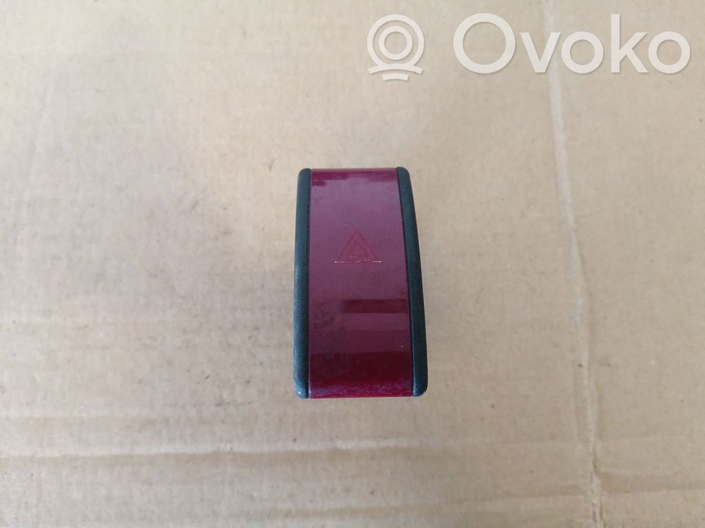Opel Corsa C Hazard light switch 