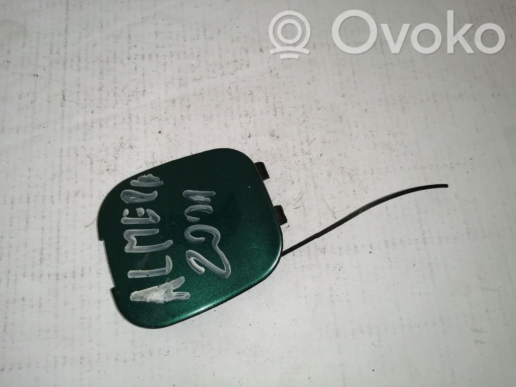 Nissan Almera N16 Zaślepka haka holowniczego zderzaka tylnego 