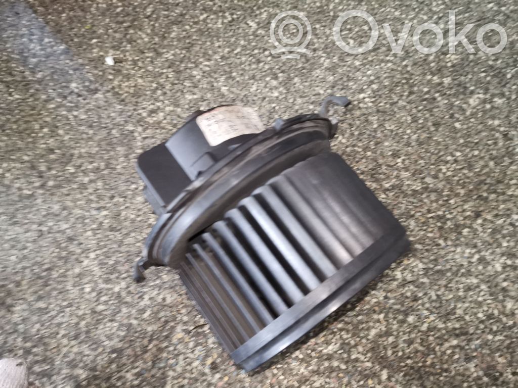 Peugeot Boxer Mazā radiatora ventilators 