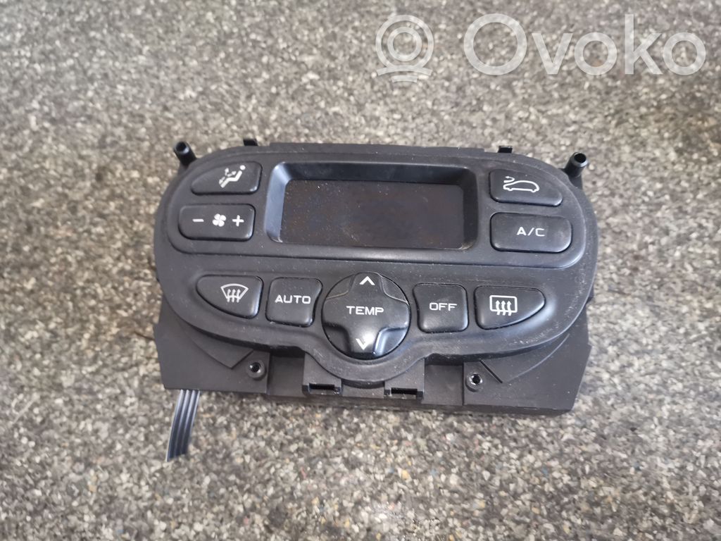 Peugeot 206 Climate control unit 