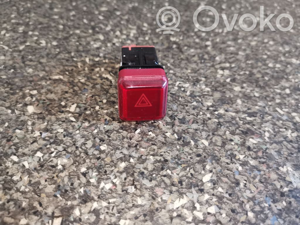 Citroen C3 Picasso Hazard light switch 