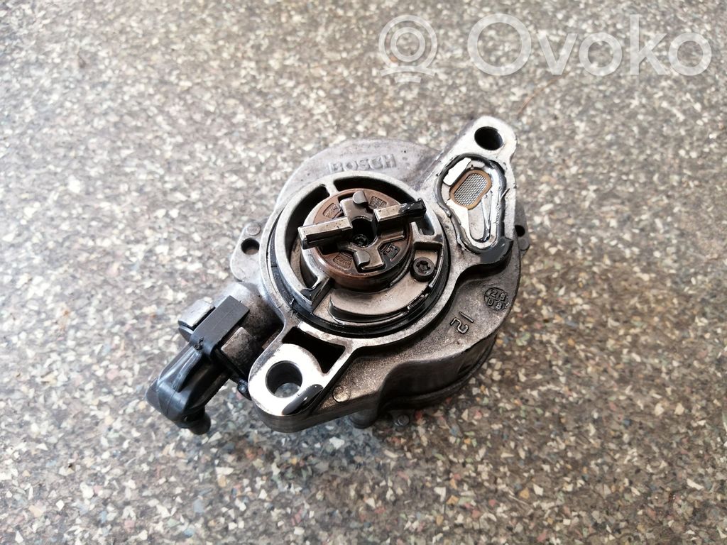 Peugeot 307 Vacuum pump 
