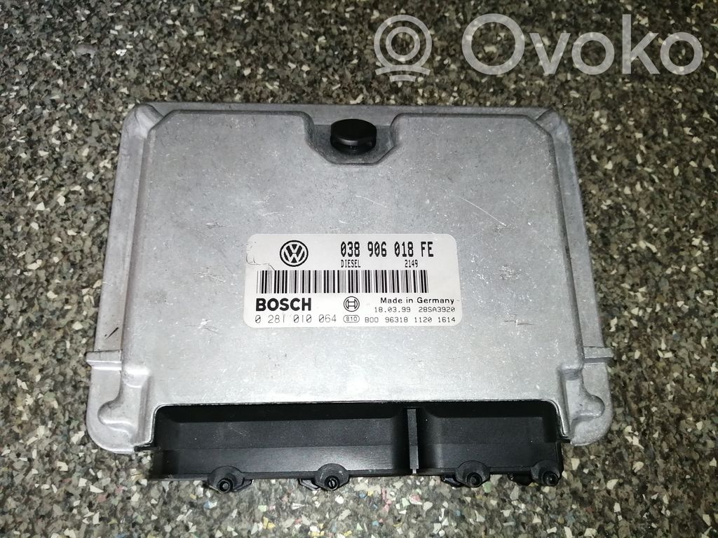 Volkswagen PASSAT B5 Engine control unit/module 