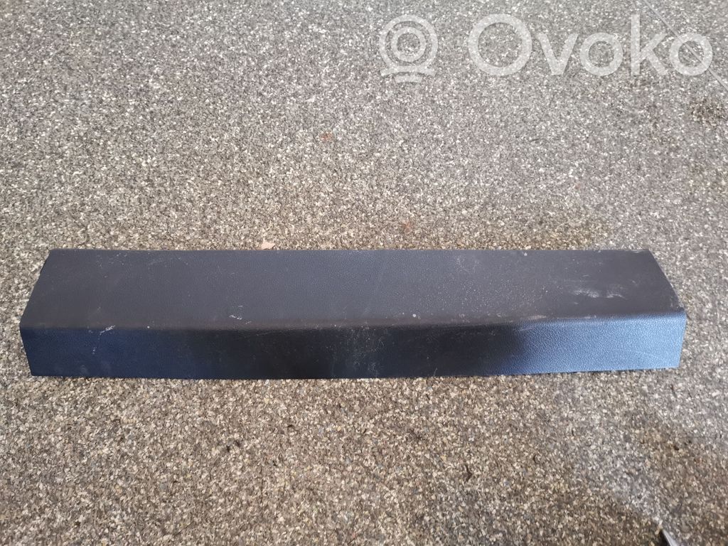 Ford Kuga I Rivestimento superiore del portellone posteriore/bagagliaio 