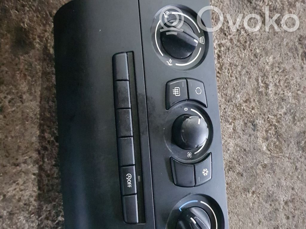 BMW 1 E81 E87 Climate control unit 
