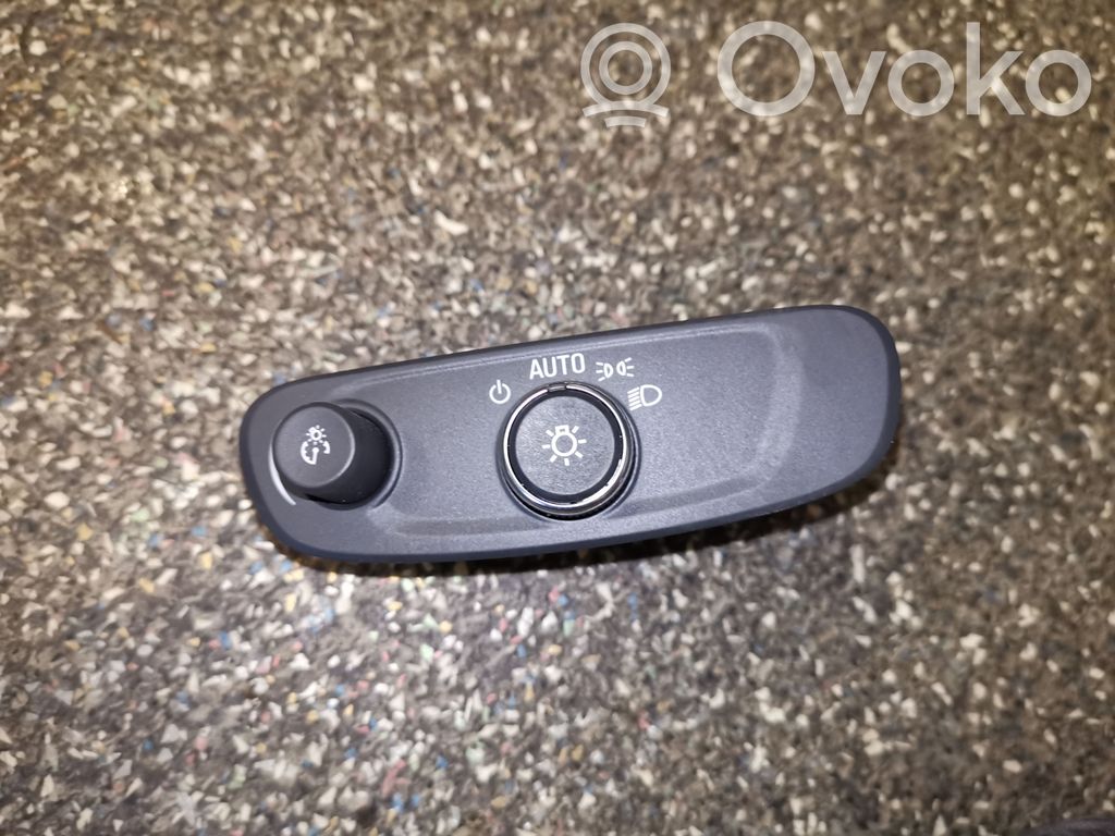 Buick Encore I Light switch 