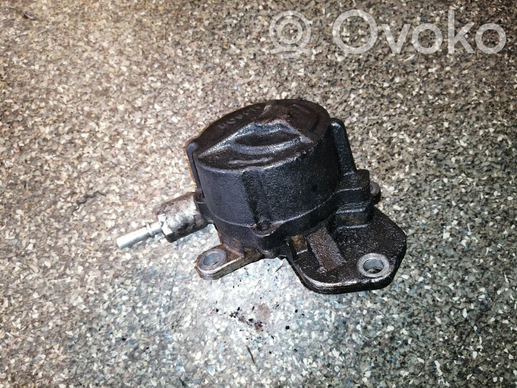 Peugeot 307 Vacuum pump 