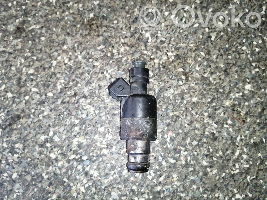 Opel Vectra B Juego de inyectores de combustible 