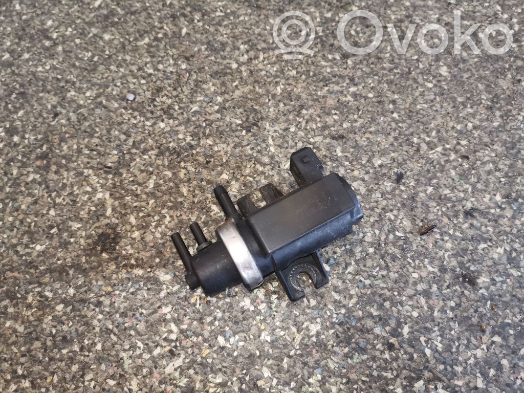 BMW 5 E39 Electroválvula del turbo 