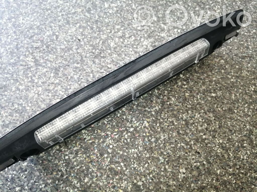 Citroen C6 Third/center stoplight 