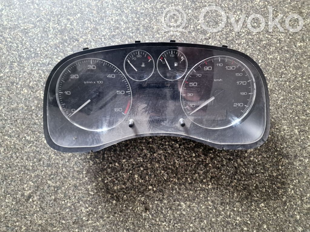 Peugeot 307 Speedometer (instrument cluster) 