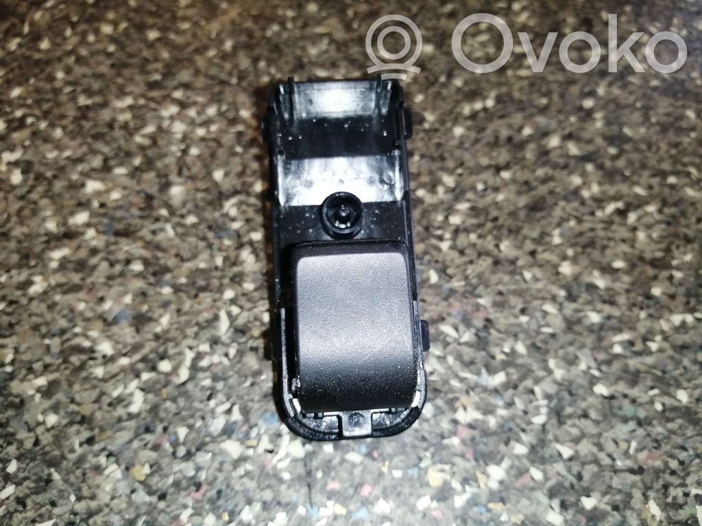 Mazda CX-3 Electric window control switch 