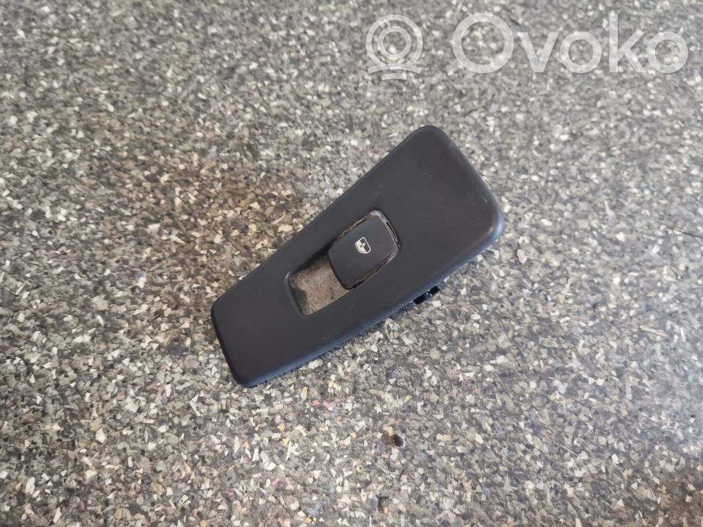 Chrysler Pacifica Electric window control switch 