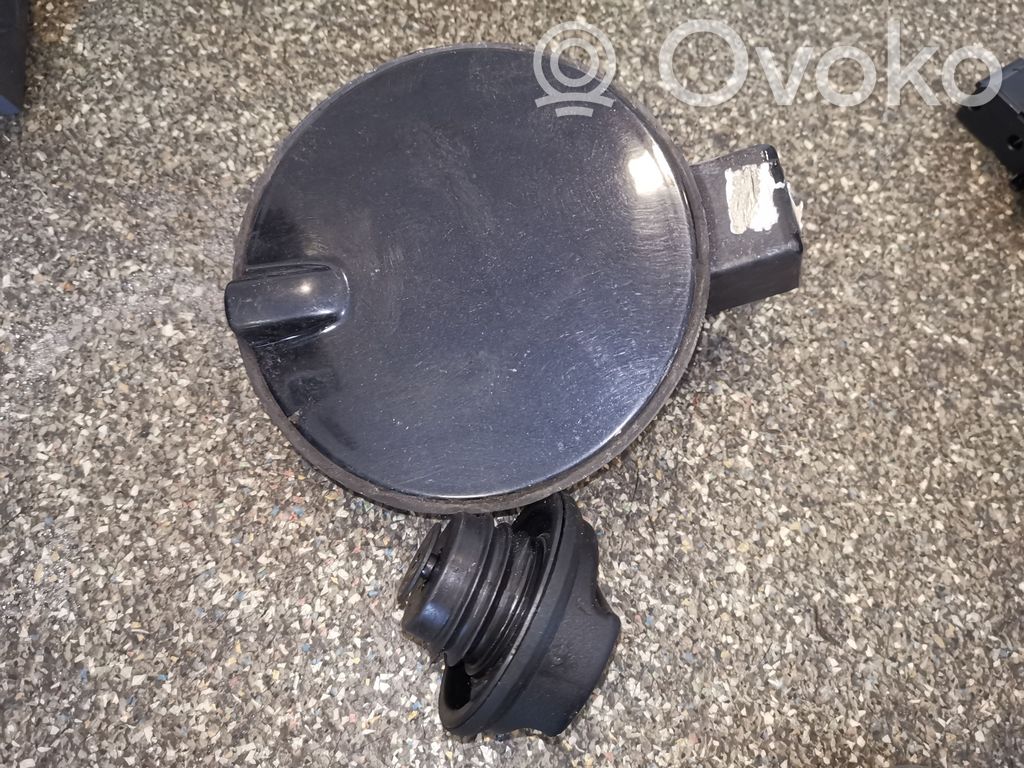 Opel Zafira B Polttoainesäiliön korkki 