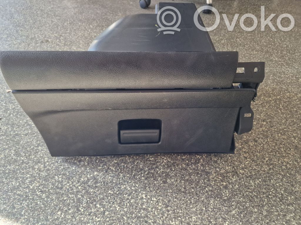 Ford S-MAX Daiktadėžė 