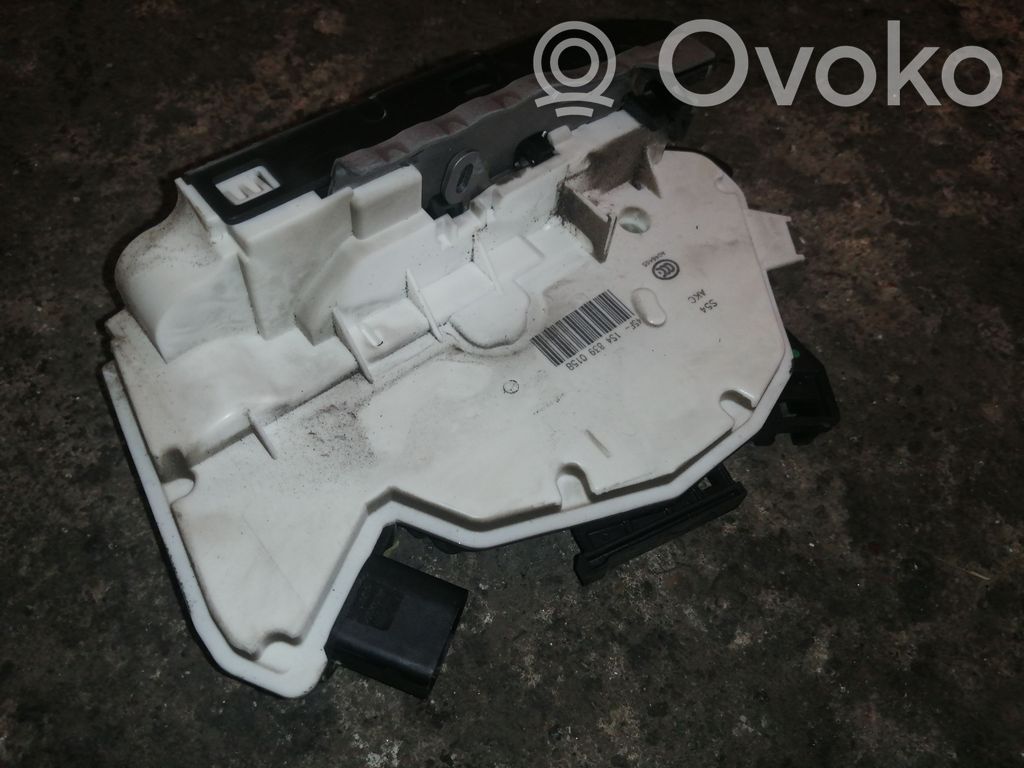 Volkswagen Up Aizmugurē slēdzene 